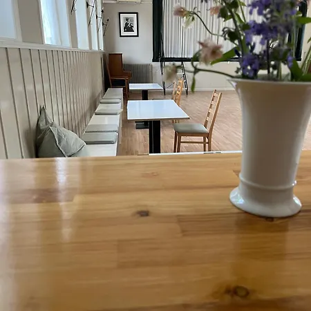 Rinkenaeshus Kleine *